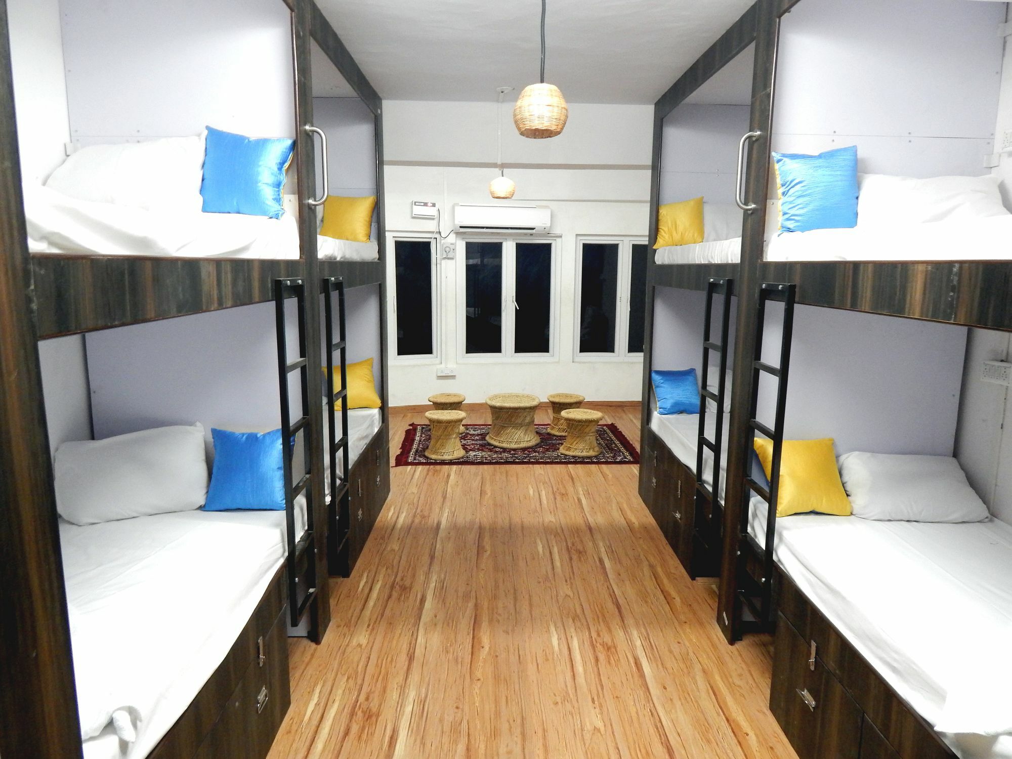 Backpackers Inn Chennai Exterior photo
